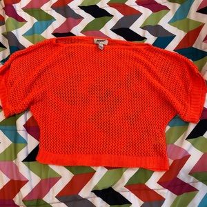 See through hole crop top